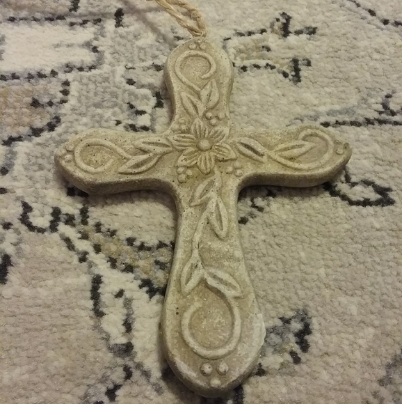 Clay Cross on Twine - Picture 2 of 2